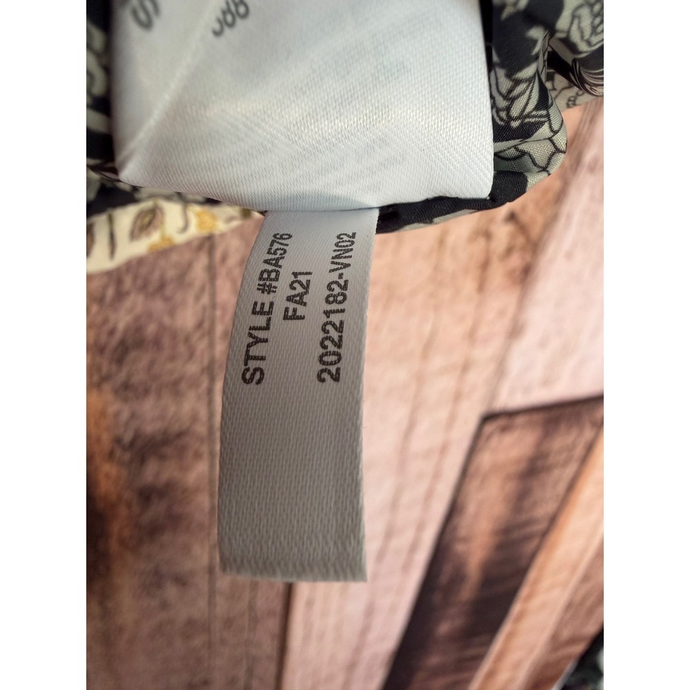 J.Crew Puffer Vest Liberty Tapestry Floral PrimaLoft Cottagecore Fall Medium - Picture 10 of 10
